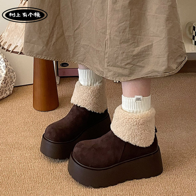 There is a peach in the tree retro thick-soled snow boots for women 2025 autumn new versatile increased height plus velvet thickened cotton shoes