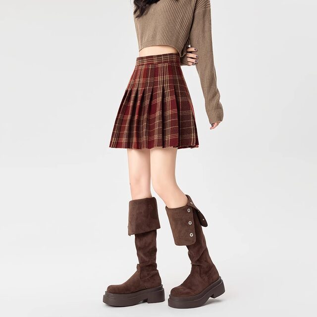 Large size 2025 summer new British style skirt for women's age-reducing pleated skirt retro woolen A-line short skirt