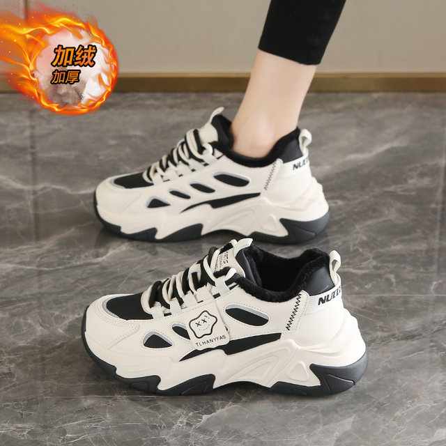 Genuine leather and velvet thickened sports shoes for women 2025 winter new thick-soled warm cotton shoes for cold-proof casual dad shoes