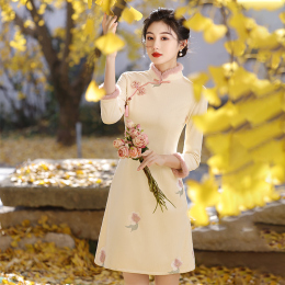 Winter cheongsam flannelette and thickening improvement Young new Chinese small sweet embroidered dress autumn and winter long sleeves