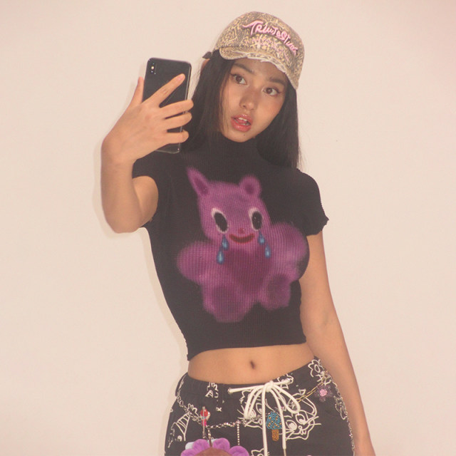 iscreamcolour MOF artist child fun black background purple crying bear fold shirt short sleeve T-shirt hand-painted t