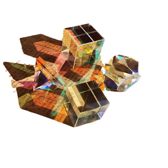 Sun Catcher Colorful Prism Light Cube Colorful Desktop Ornaments for Girls’ Birthdays and Primary School Graduation Gifts