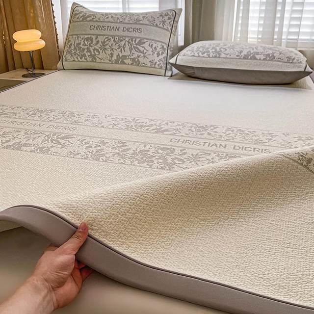 
Category A maternal and infant grade summer ice bean mat machine washable ultra-cool jacquard ice silk mat bed sheet air-conditioned mat