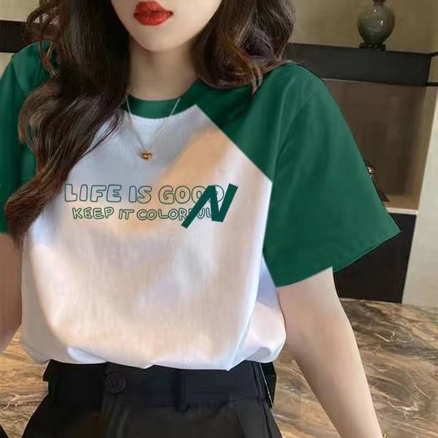 2025 hottest small short-sleeved T-shirt for women's summer contrasting ragdoll sleeves green niche unique special top loose