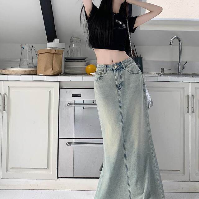 Kumikumi retro water washing blue as old denim skirt 2024 early autumn high waist split straight straight skirt