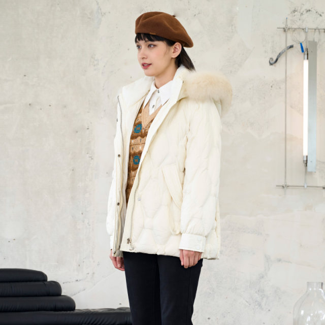 Patavinity diamond -shaped grid hat can be disassembled fox hair collar down jacket women's winter white duck down warm jacket
