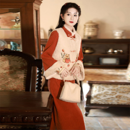 Bridesmaids daily can wear autumn and winter cheongsam dress new Chinese light national style skirt Republic of small dress two pieces of set