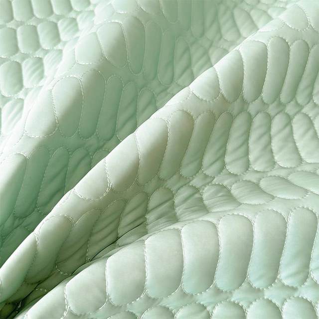 
Category A maternal and infant grade three-piece summer ice silk mat waterproof urine-isolating summer cooling mattress mat new model can be machine washed.