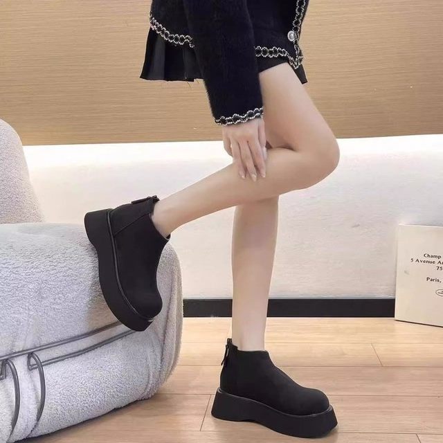 
Thick sole winter snow boots for women 2025 new round toe plus velvet short boots platform back zipper British style cotton shoes