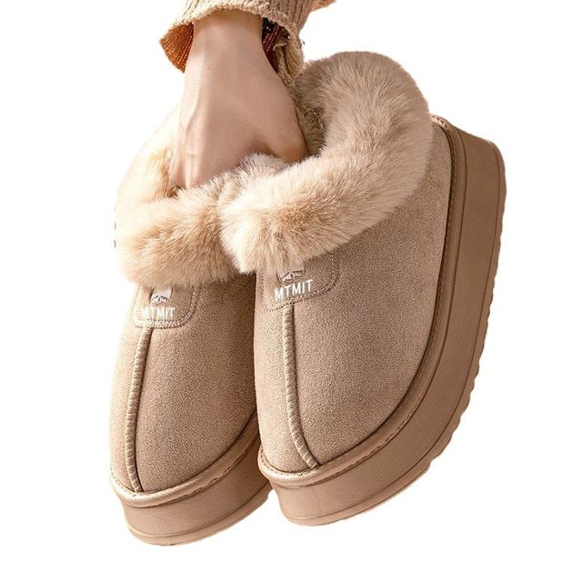 
2025 New Retro Versatile Snow Boots for Female Students Winter Fashion Outerwear Plus Velvet Northeastern Warm Commuting Cotton Boots