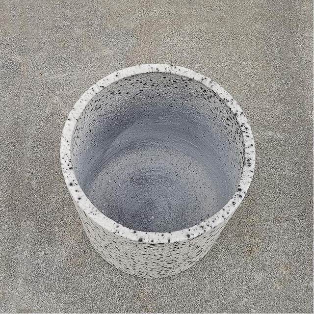 
Nordic style sandblasted floor-standing glass fiber reinforced plastic color combination flower pots shopping mall gardening green plants hotel home soft furnishings