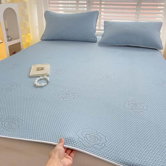 
Bingdoudou mat three-piece set custom-made size maternal and infant category A summer ice-feel thickened single piece 135 meters soft mat
