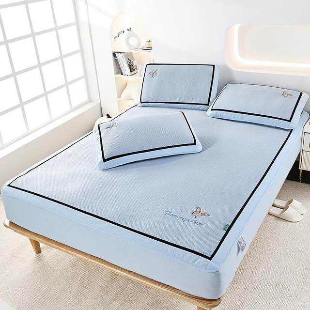 
2025 New Category A Maternal and Infant Grade Cooling Mat Three-piece Set Bingdoudou Cooling Mat Can Be Machine Washed