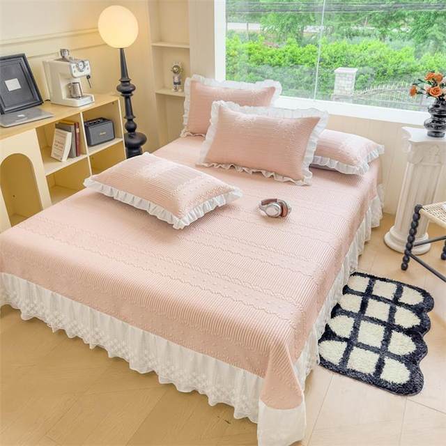 
Category A maternal and infant grade ice silk ice bean mat three-piece set bed cover bed skirt summer soft mat summer bed sheet pink