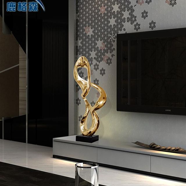 
Large floor-standing ornaments next to the TV cabinet in the living room, light luxury decorative art, model room, soft decoration, sculptures and crafts