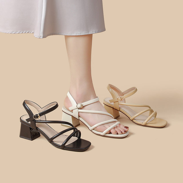 
Dadong strap sandals for women 2025 summer new women's shoes fashionable simple thick heel high heel metal one-shaped buckle