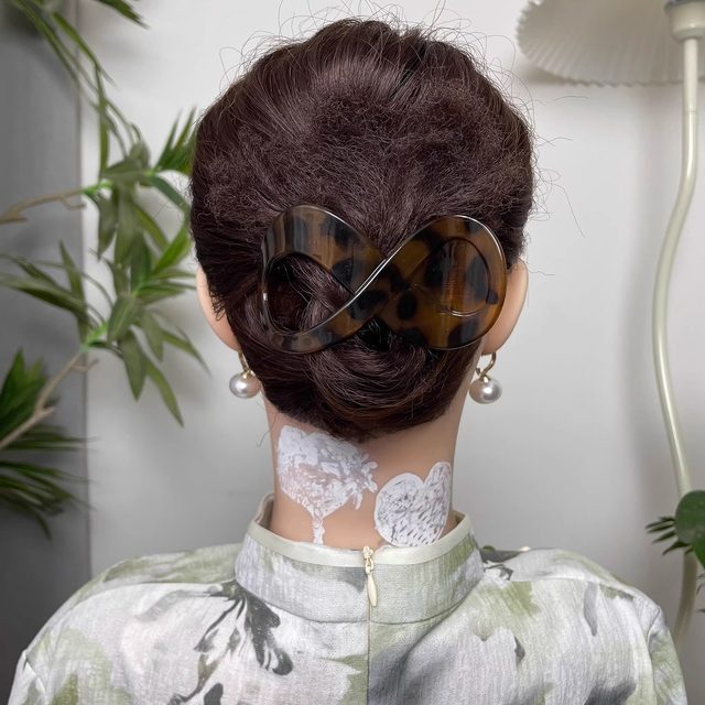 Simple and versatile leopard print 8-shaped hair clip on the back of the head without hurting the head duckbill clip matte hair clip hair clip hair clip