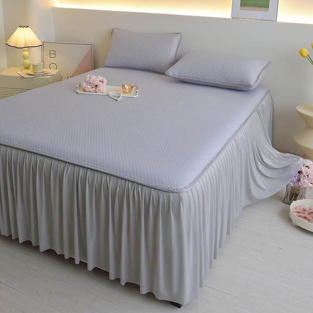 
Category a maternal and infant grade bed skirt style ice silk mat 2025 new washed ice bean three-piece set summer air-conditioned soft mat