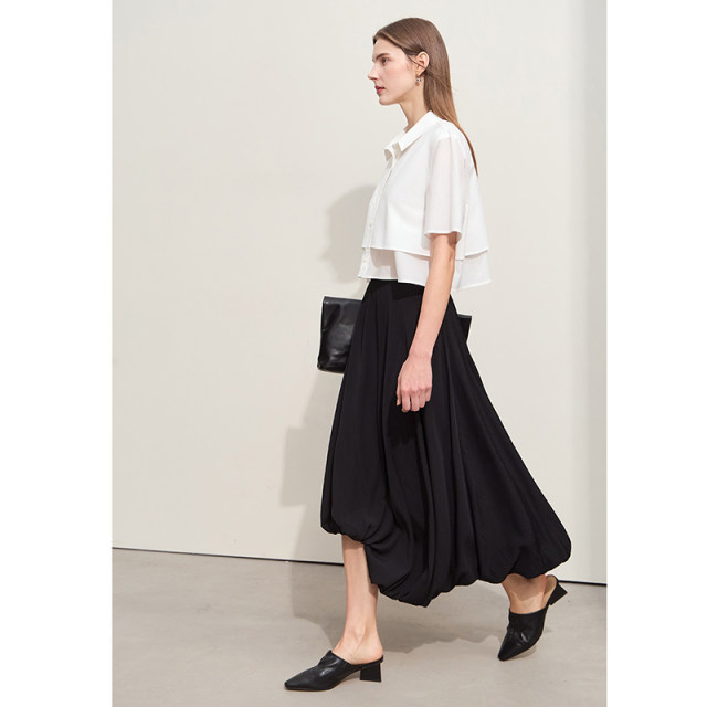 Amii2025 early spring new crepe texture asymmetric flower bud sway skirt for women loose black skirt
