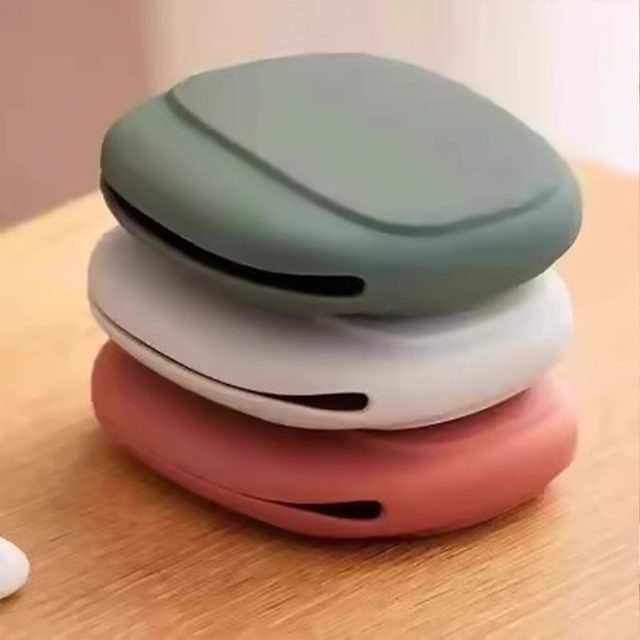 Wired earphone storage box data cable silicone bag protective cover Bluetooth earphone storage bag wireless earphone organization bag