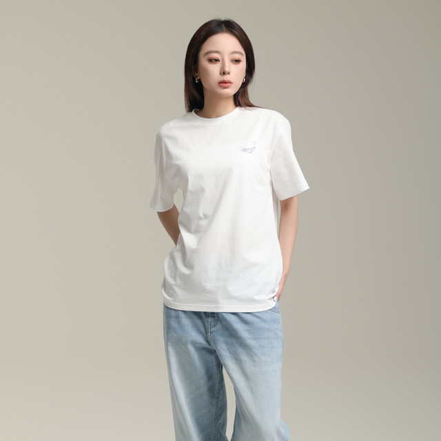 
AIRIQI stylish solid color medium-length short-sleeved summer women's pattern printed loose pink T-shirt AY42TX387