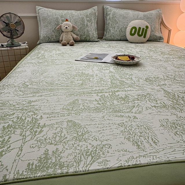 
Class A maternal and infant grade fresh green floral summer ice silk mat summer 2025 new machine washable air-conditioned soft mat