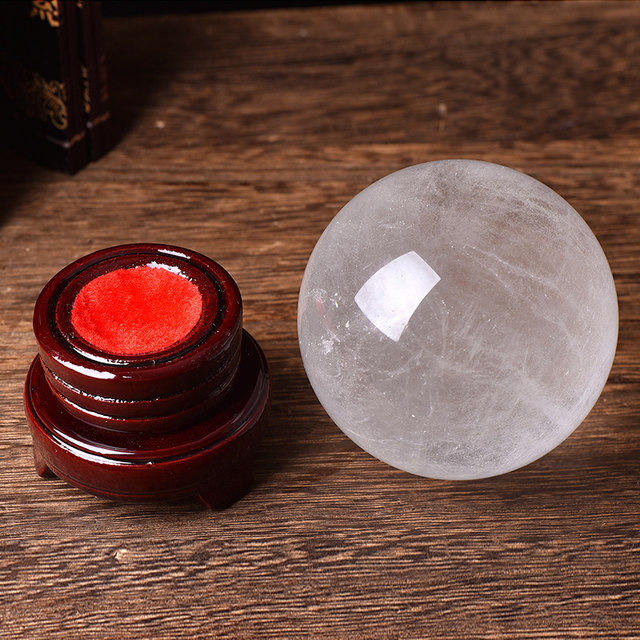 Natural crystal rough stone white crystal ball to attract wealth white Fengshengshuiqi official flagship store flowing water real crystal ornaments