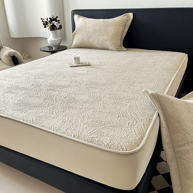 
Category A maternal and infant grade cooling PE ice silk mat three-piece set 2025 new air-conditioned soft mat machine washable bed sheet