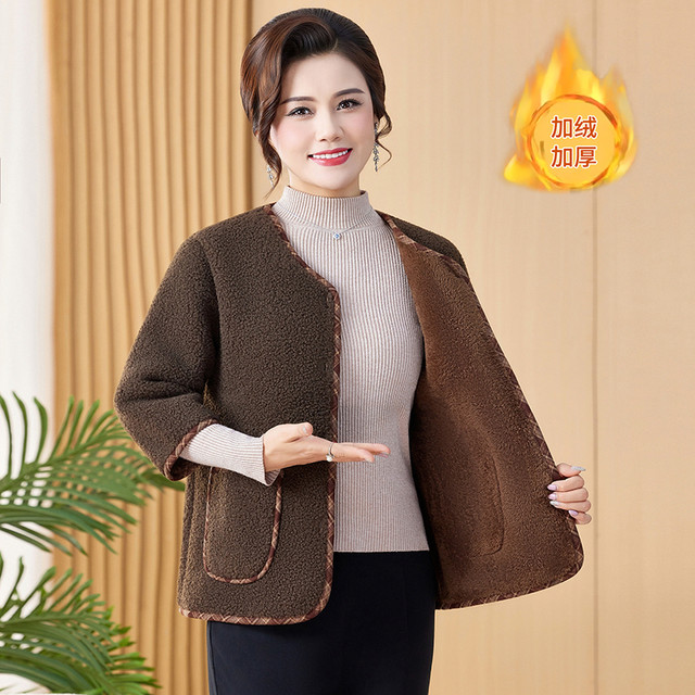 Middle-aged mother's clothing autumn and winter plus velvet thickened particle velvet mid-sleeve coat middle-aged and elderly women's autumn vest half-sleeved top