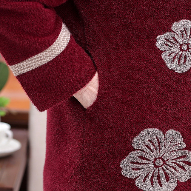 Middle-aged and elderly women's woolen mink velvet coat, grandma's coat, thickened velvet coat, winter mother's coat, warm coat for women