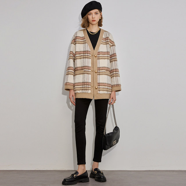 dfvc fashion wool short plaid wool coat for women 2025 winter new V-neck loose wool coat