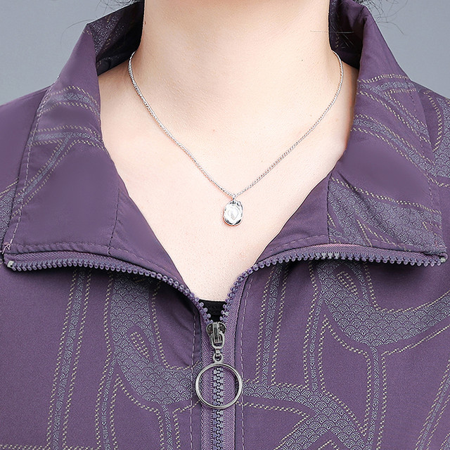 Mom's Autumn Short Windbreaker 2025 New Large Size Tops Middle-aged and Elderly Women's Autumn Coats Western Style Jackets