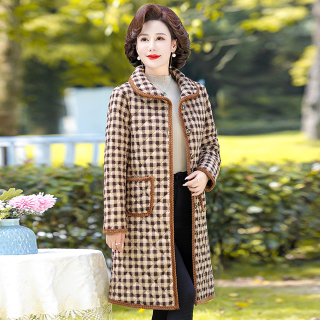 Autumn and winter mothers pretend to add velvet plaid cotton jackets in the middle and long warm cotton clothing cover jacket middle -aged and elderly ladies
