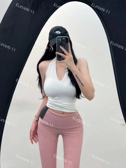 With chest pad~Showing body sexy halter neck hanger vest V-neck inside and outside wearing tight backless top new style