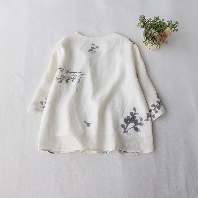 New Chinese national wind cotton and linen diagonal printing shirt women's five -point sleeve top summer temperament small shirt literary tea clothing
