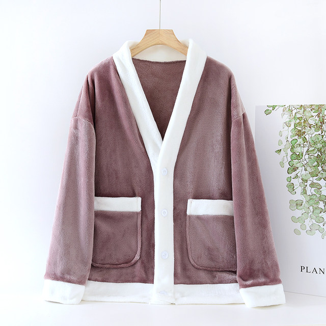 Flannel maternity pajamas tops winter thickened and velvet 2025 new winter large size cardigan confinement clothes