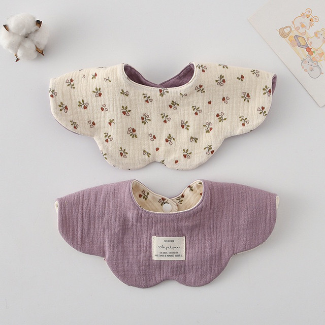 Pure cotton gauze petal baby saliva towel ins Korean style wave flower baby saliva towel 360 degree shape small