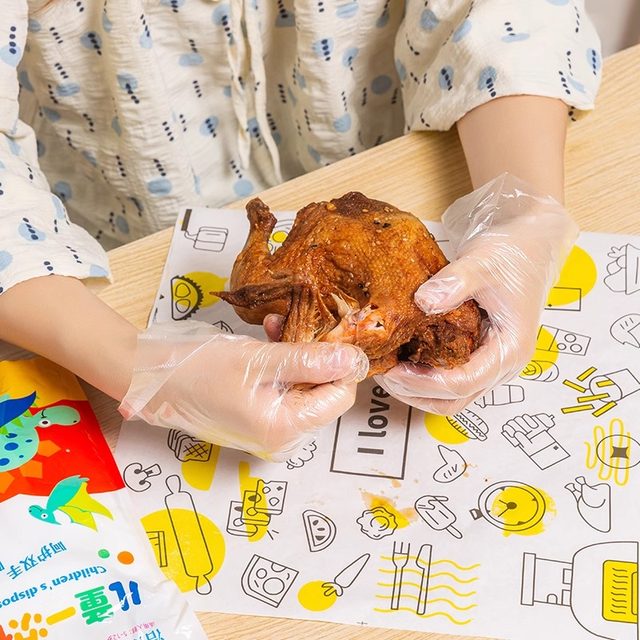 Children's disposable gloves Food -grade children -like children special plastic thick catering protection PE gloves
