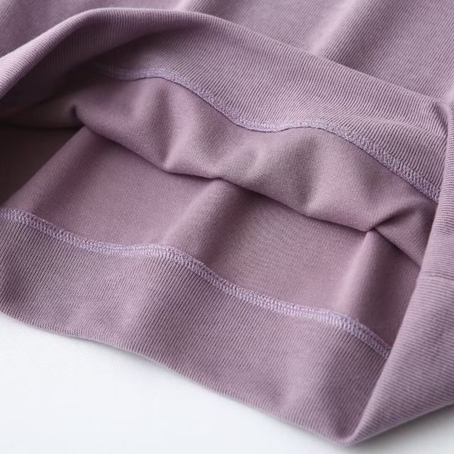 Middle-aged and elderly women's clothing spring and autumn new embroidered long-sleeved sweatshirt middle-aged mother loose large-size round-neck base shirt top