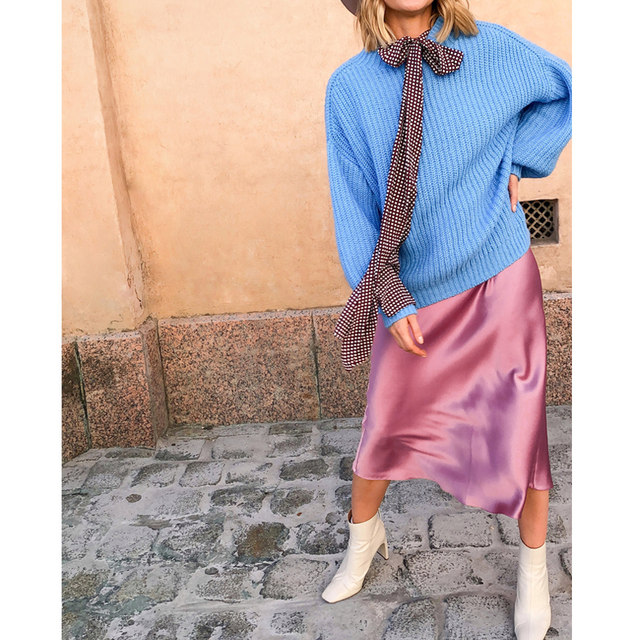 Rose gold triangular skirt female short mid -length skirt satin, fishtail high -end large size A -line high -level high -level
