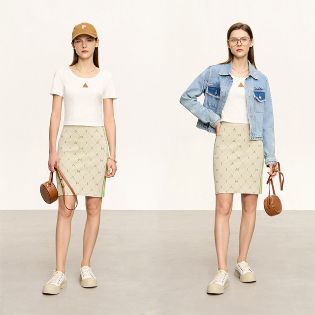 Amii2025 summer new contrasting letters plaid jacquard knitted skirt for women slim short skirt straight skirt
