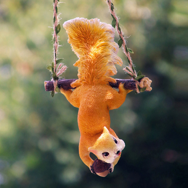 Original outdoor courtyard garden cartoon little monkey autumn thousands of decoration resin gardening landscape decoration tree pendant on the tree
