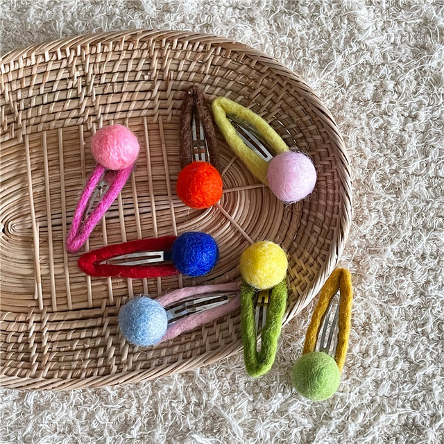 Cream color wool felt hair ball hairpin side clip sweet girl water drop broken hair bangs clip BB clip Korean version