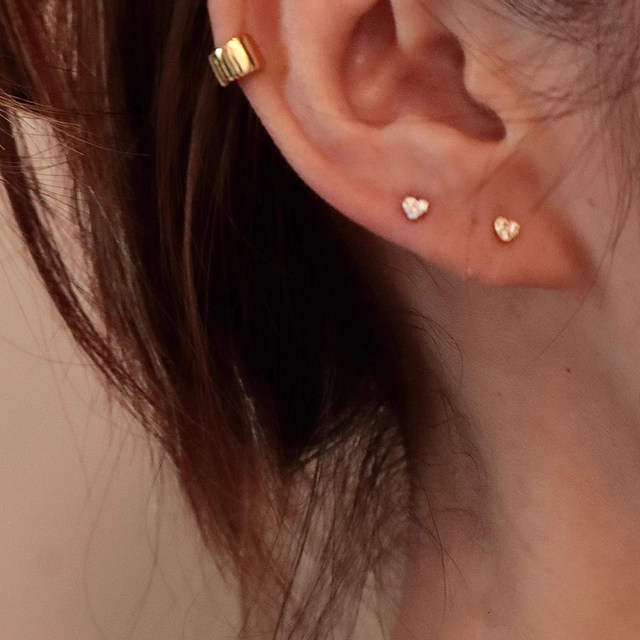 925 silver needle love screw screw clasp earrings to nourish ear holes without removing high-end niche design exquisite earrings