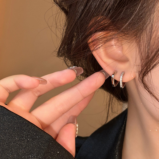 Silver earrings plain hoop earrings 2025 new hot style earrings light luxury high-end double ear pierced earrings for women