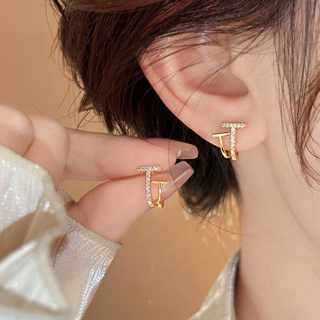 Gulia gold earrings for women 2025 new hot style high-end temperament and atmospheric earrings huge beautiful autumn and winter earrings