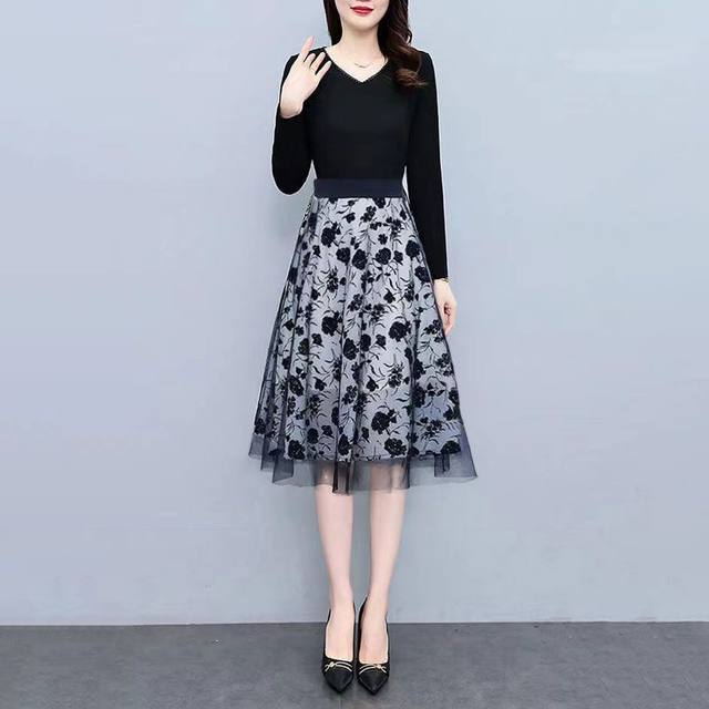Spring and Autumn versatile skirt for women with high waist slim mesh floral A-line skirt artistic fashion mid-length umbrella skirt