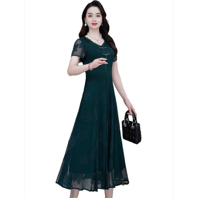 Temperament v-neck short-sleeved dress for women 2025 new Chinese style new summer mid-length printed mother's dress A-line skirt