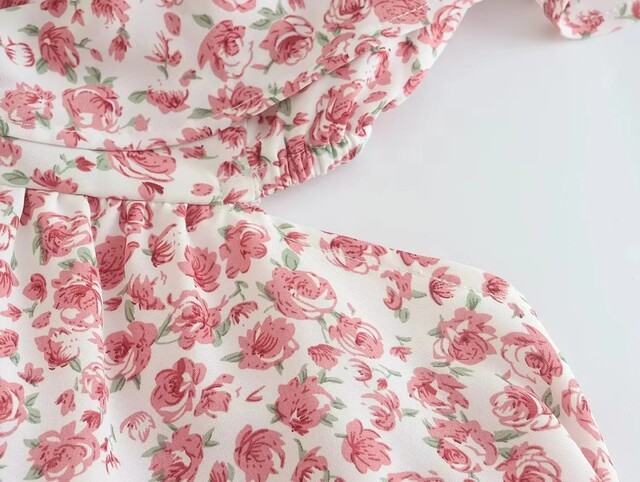European and American style 2023 Summer new self -slimming, thin fashion versatile French print shoulder open waist dress female female female