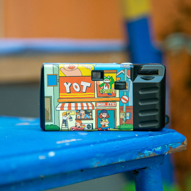 Foxed Corder retro disposable film camera flash, fool color film machine creative gift student female female female
